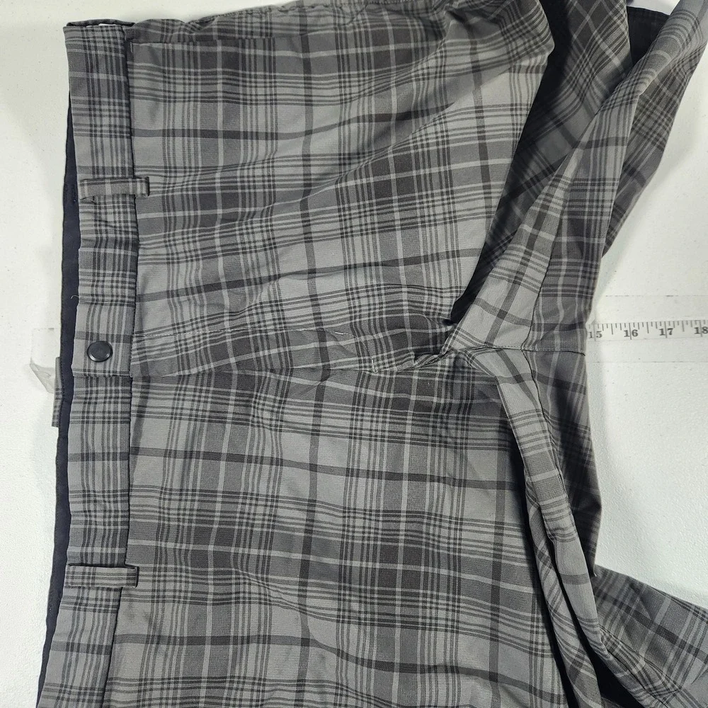 Nike Golf Dri-FIT Grey Plaid‎ Performance Shorts Mens 42 Flat Front Stretch
